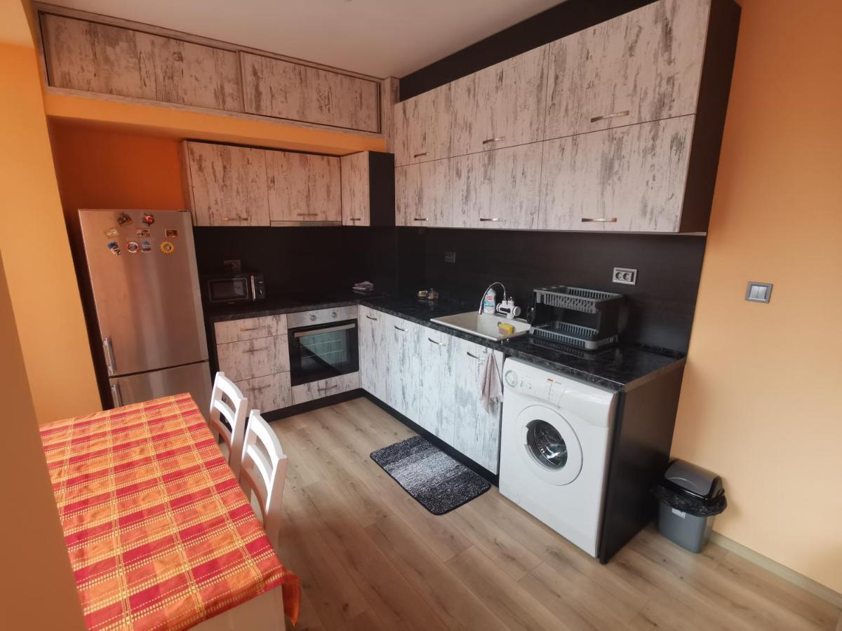 Апартамент За Нощувка, Център! Stara Zagora Buitenkant foto